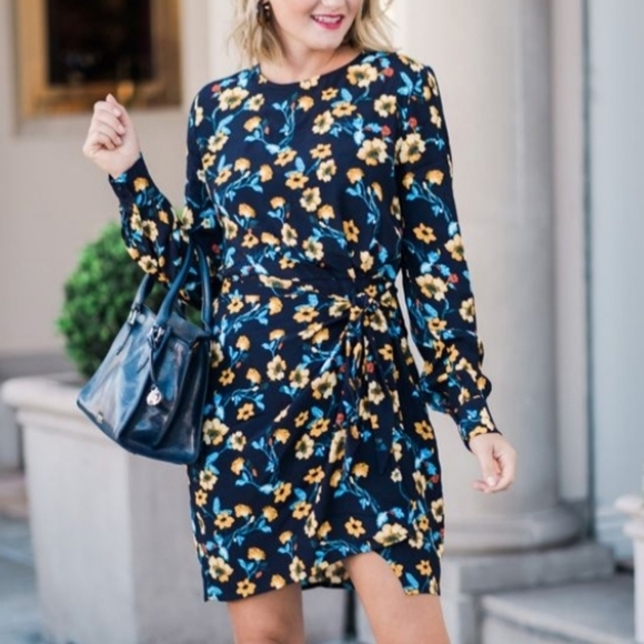 🌸 ASTR Apron Front Long Sleeve Dress in Navy Mustard Multi Floral Small S - Picture 10 of 11